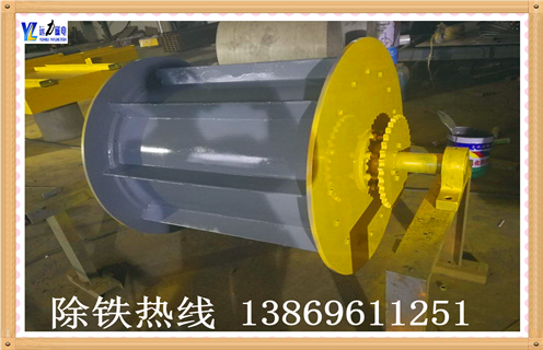 鑄造廠家用什么樣的永磁滾筒除鐵器效果更好,遠(yuǎn)力除鐵器廠家為您介紹一款好產(chǎn)品 鑄造廠家用什么樣的永磁滾筒除鐵器效果更好,遠(yuǎn)力除鐵器廠家為您介紹一款好產(chǎn)品