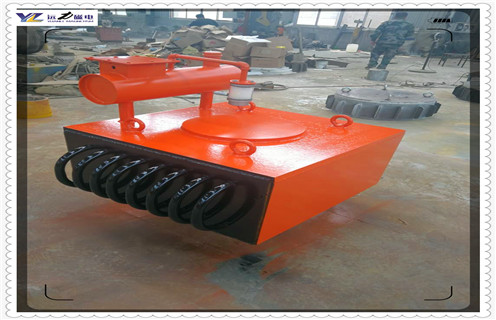 濰坊臨朐油冷式除鐵機磁選設(shè)備懸掛式電磁除鐵 濰坊臨朐油冷式除鐵機磁選設(shè)備懸掛式電磁除鐵