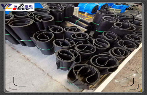 除鐵器皮帶,湖北除鐵器專用皮帶叫什么_浙江皮帶式除鐵器訂制跑偏原因及如何調(diào)_刮板價(jià)格 除鐵器皮帶,湖北除鐵器專用皮帶叫什么_浙江皮帶式除鐵器訂制跑偏原因及如何調(diào)_刮板價(jià)格