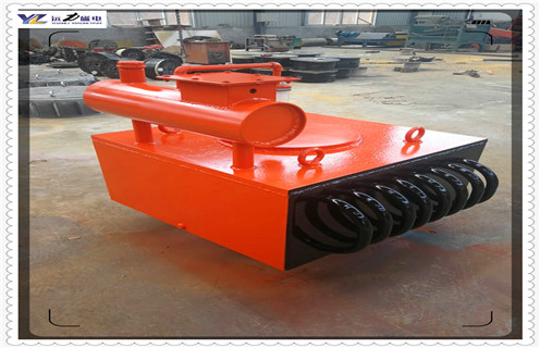 油冷電磁除鐵器，山東懸掛式油冷電磁除鐵器RCDA-8經(jīng)濟(jì)節(jié)能構(gòu)造電氣工作原理_山東懸掛式油冷電磁除鐵器RCDA-8經(jīng)濟(jì)節(jié)能加多少號(hào)油_選型