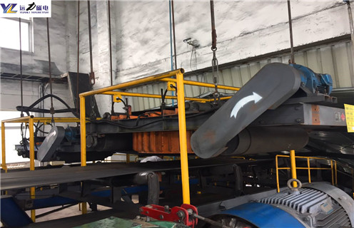 電磁自卸式除鐵器，河南電磁自卸式除鐵器用什么電機(jī)國家標(biāo)準(zhǔn)_河南RCDD-12自卸式電磁除鐵器廠家配件_型號及工作視頻 