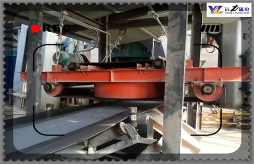 自卸式電磁除鐵器，新疆自冷自卸式電磁除鐵器_技術(shù)參數(shù)_新疆自冷自卸式電磁除鐵器工作原理_國家標(biāo)準(zhǔn)生產(chǎn)廠家 