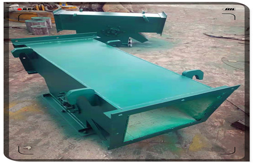 管道式除鐵器，甘肅水泥廠生料管道式除鐵器_遠力甘肅水泥廠生料管道式除鐵器應(yīng)用安裝示意圖型12000高斯_可定制工作原理