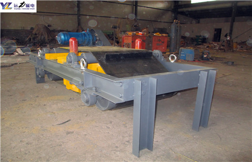 電磁自卸除鐵器，福建電磁自卸式除鐵器設(shè)備_福建電磁自卸式除鐵器設(shè)備廠家配件_型號(hào)及工作視頻 